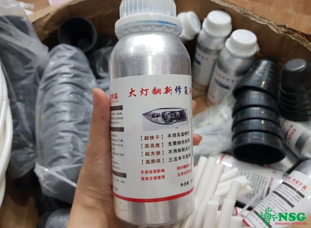 Dung Dịch ra đánh bóng chóa đèn cho xe ô tô xe máy
