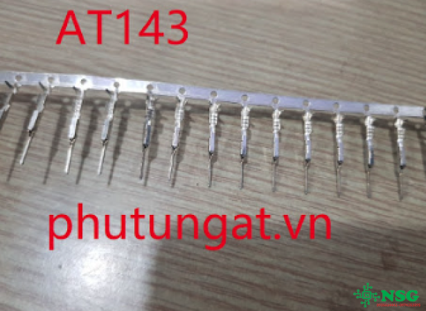 Cos ĐỰc trong giắc đèn AB2020, Vario ... AT143